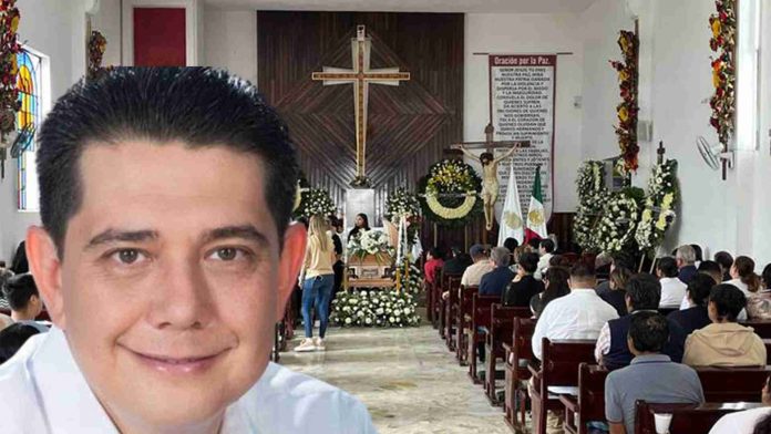 Despiden al alcalde asesinado de Chilpancingo, Alejandro Arcos