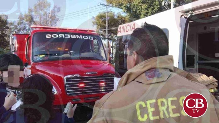 Evacúan estudiantes de 2 escuelas por fuga de amoniaco en Zamora