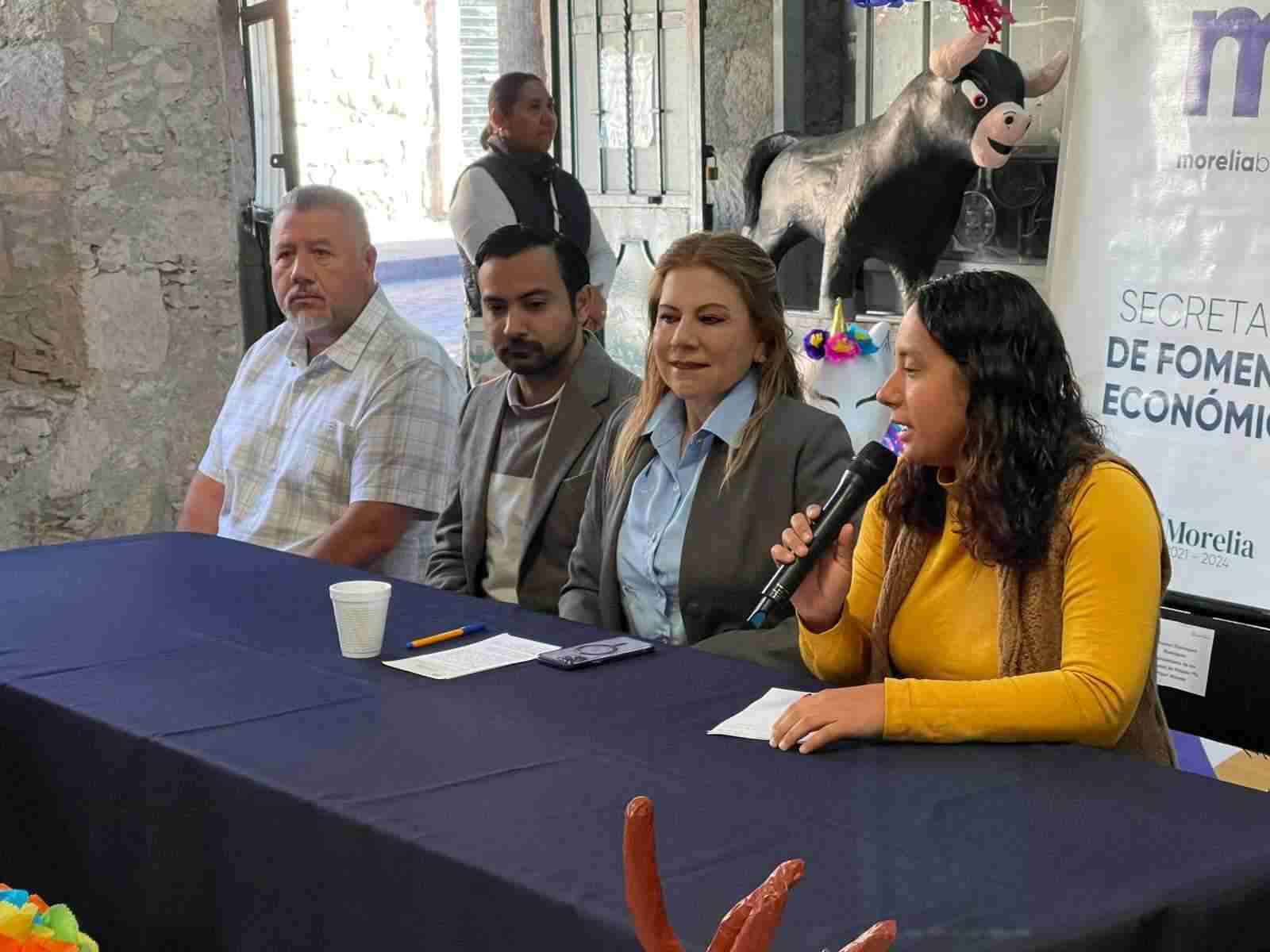 Del 27 de noviembre al 6 de enero se realizará la 10º Expo de la Piñata en Morelia Del 27 de noviembre al 6 de enero se realizará la 10º Expo de la Piñata en Morelia