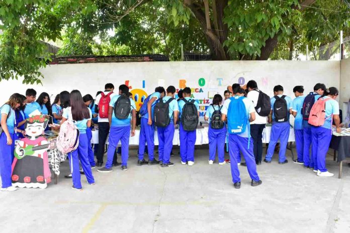 Inicia el Librotón en la Biblioteca Municipal 