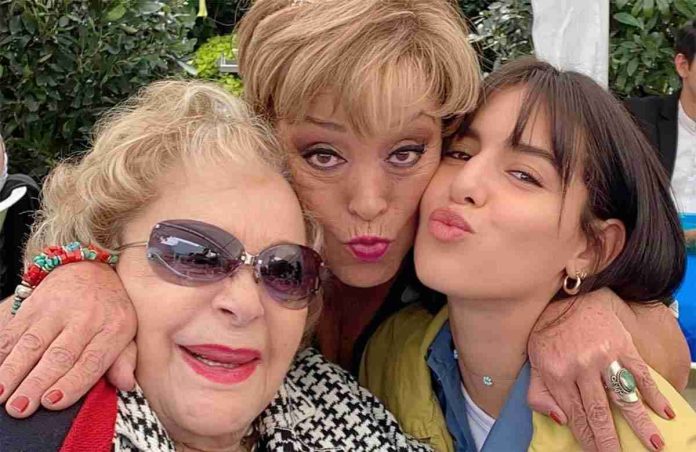 Stephanie Salas se despide de Silvia Pinal