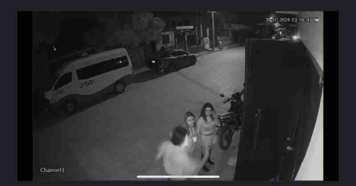 #VideoSensible: Piden ayuda para joven golpeada por pareja en fiesta de halloween