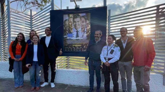 Policía Morelia inaugura galería fotografía #EstamosDeTuLado