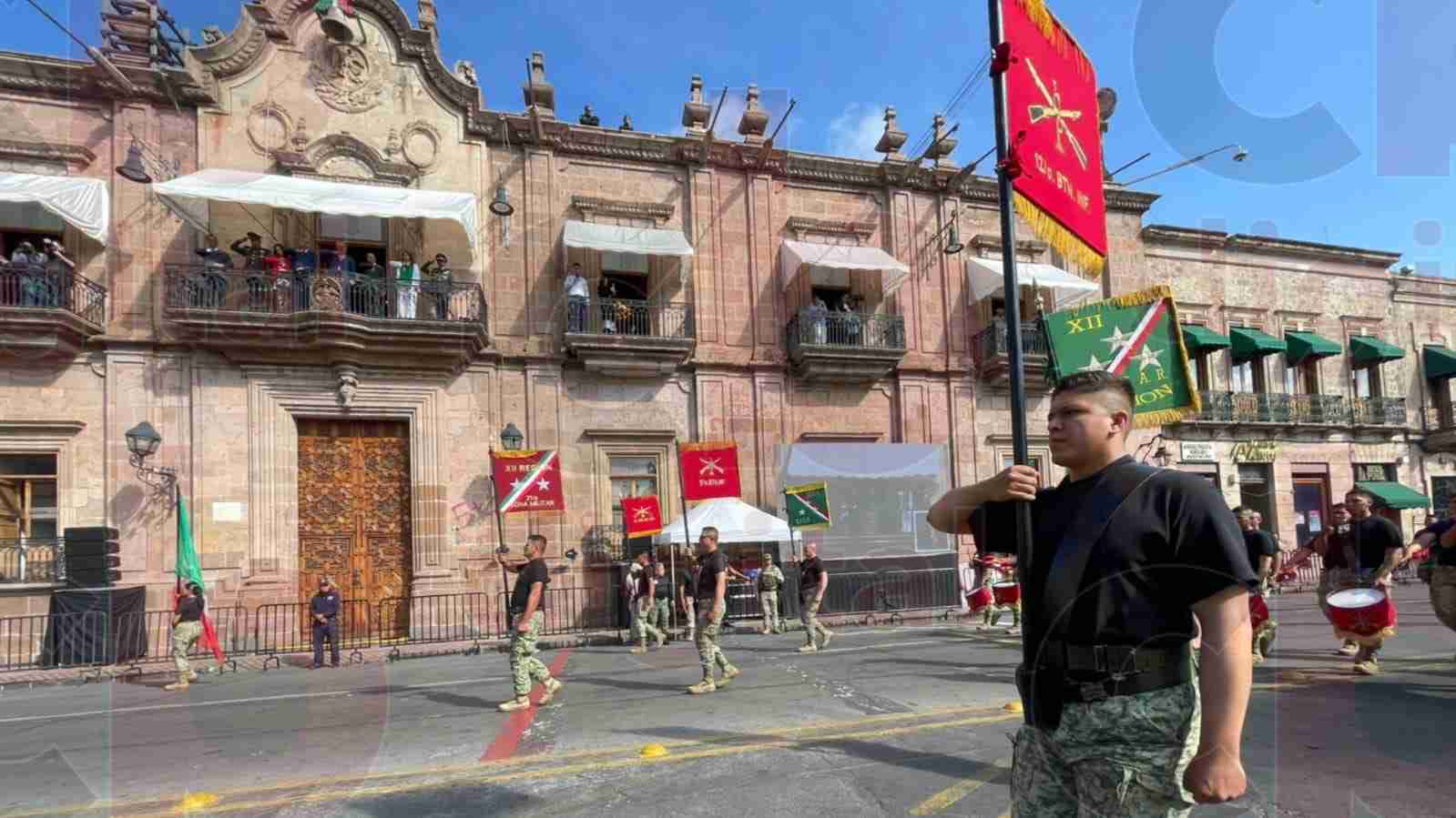 Saldo blanco en el desfile conmemorativo al 114 aniversario de la Revolución Mexicana Saldo blanco en el desfile conmemorativo al 114 aniversario de la Revolución Mexicana