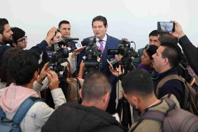 Morena actúa de manera burda y mañosa para apoderarse del Poder Judicial: Alfonso Martínez