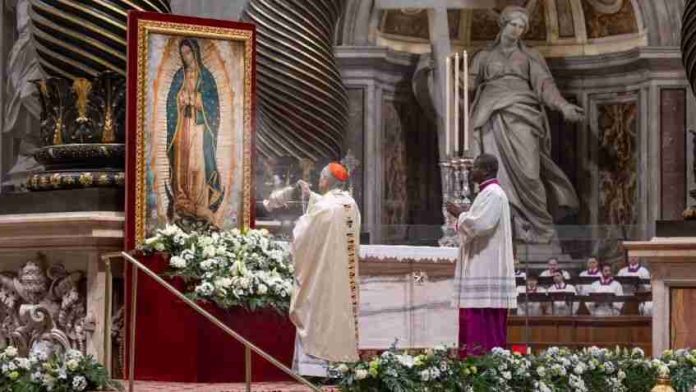 El Papa Francisco celebra el día de la Virgen de Guadalupe