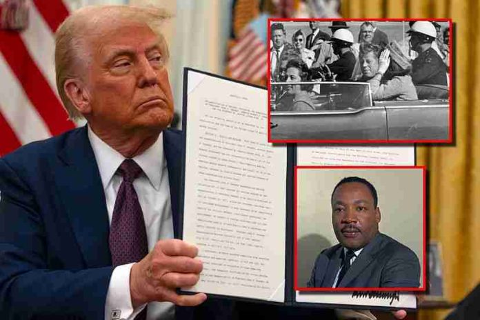 Trump firma orden ejecutiva para desclasificar archivos sobre los asesinatos de JFK, RFK y Martin Luther King Jr.