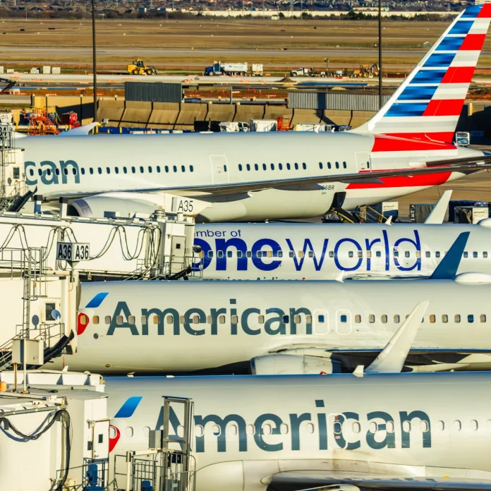 Tenía 60 pasajeros y cuatro miembros de la tripulación el avión del accidente de Washington