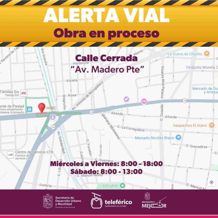 Gobierno Municipal y Voluntarios Apoyan en Limpieza en Zona Afectada por Siniestro Cd. Lázaro Cárdenas, Mich., a 22 de Enero de 2024.- Al darse a conocer este miércoles sobre la explosion que se registró en el Fraccionamiento “Nuevo Infonavit 11 de Julio”; el Gobierno Municipal a través de sus diferentes Departamentos, Direcciones, Coordinaciones y en colaboración con vecinos e instituciones federales y estatales, realizaron la limpieza del estacionamiento y zonas aledañas afectadas por el siniestro. Desde muy temprana hora el Presidente Municipal, Manuel Esquivel Bejarano arribó a esta colonia para apoyar a las familias afectadas y supervisar los trabajos de rescate, ya por la tarde encabezó los trabajos de limpieza en el lugar en compañía de funcionarios municipales, personal de la Décima Sexta Zona Naval, Guardia Nacional, Guardia Civil a través de Seguridad Vial, Ejercito Mexicano, Bomberos y vecinos de la zona habitacional. Con la suma de esfuerzos y de manera ordenada, fueron recolectadas grandes cantidades de vidrios rotos esparcidos por el estacionamiento del fraccionamiento, asi como laminas, metales, escombros y residuos en general que quedaron esparcidos tras el incendio. El Alcalde agradeció a la población que se sumó para apoyar en las labores de limpieza, así como en la donación de alimentos a las familias afectadas del edificio del Fraccionamiento “Nuevo Infonavit 11 de Julio”.