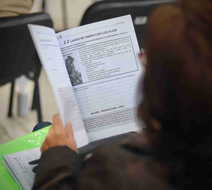 DIF Morelia fortalece el desarrollo profesional de las maestras de CECADES
