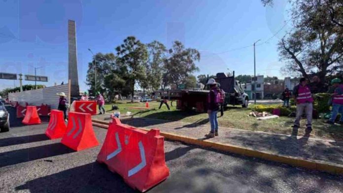 La Secretaría de Desarrollo y Movilidad de Michoacán (Sedum) informó que debido a los trabajos en proceso para la construcción del teleférico de Morelia, se llevarán a cabo cierres parciales en cuatro vialidades de la ciudad hasta el sábado 25 de enero.