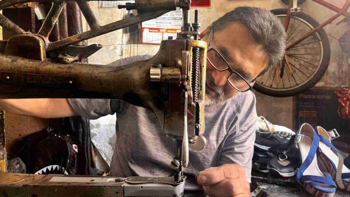 Un Maestro del calzado: 40 Años de pasión y dedicatoria