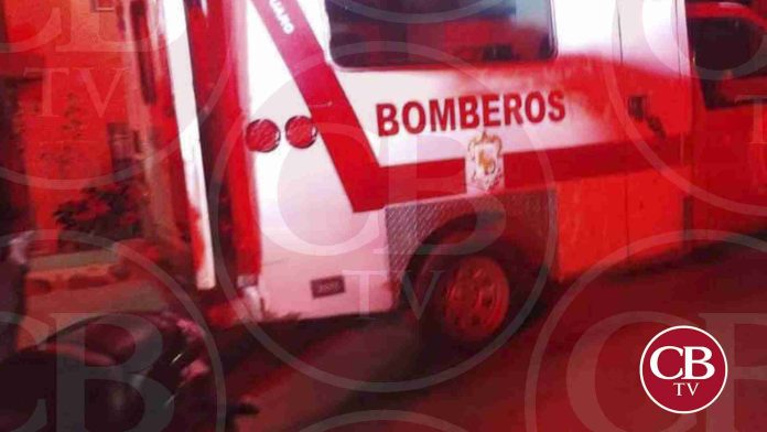 Auto casi mata a motociclista en Maravatío
