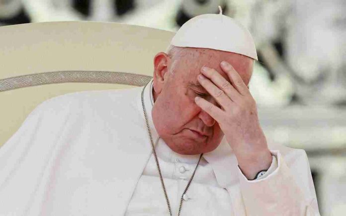 Papa Francisco sufre un “repentino” empeoramiento respiratorio tras una crisis de broncoespasmo