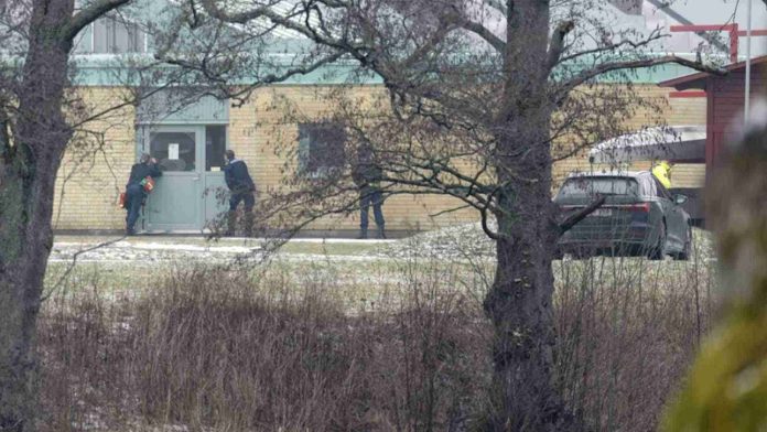 Tiroteo en escuela de Suecia deja al menos 10 muertos