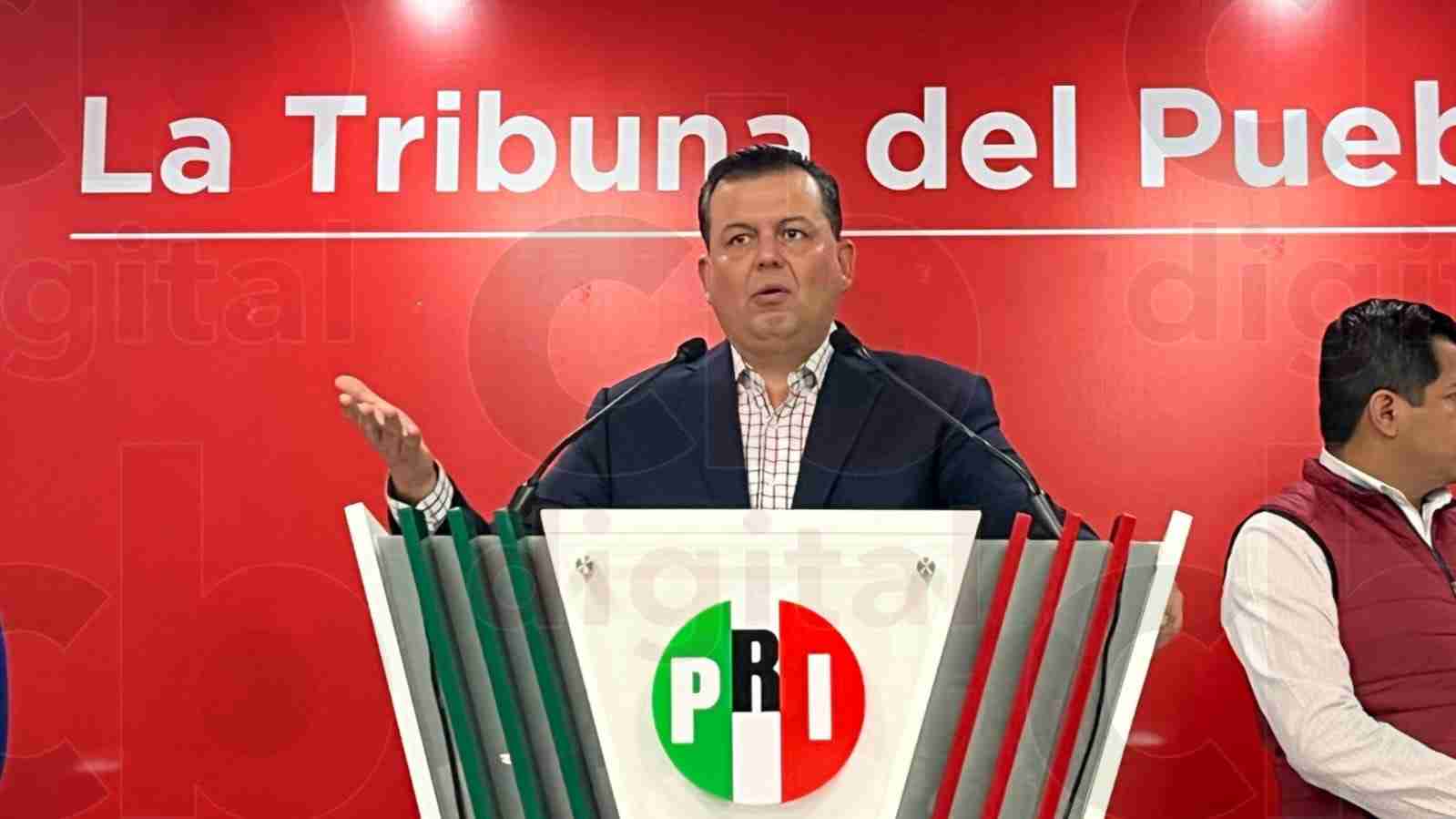 Tierra caliente, tierra de miedo: Las minas que matan Tierra caliente, tierra de miedo: Las minas que matan