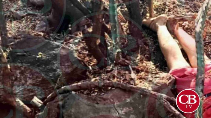 Ataque con dron explosivo incendia patrulla en Apatzingán