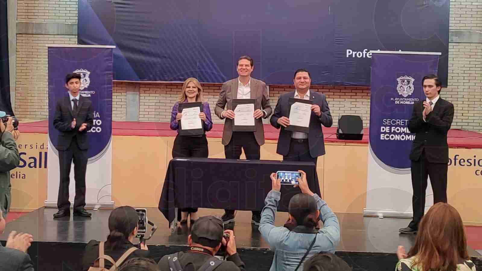 Refrendan compromiso con la educación con convenio entre Gobierno de Morelia y Universidad La Salle Refrendan compromiso con la educación con convenio entre Gobierno de Morelia y Universidad La Salle