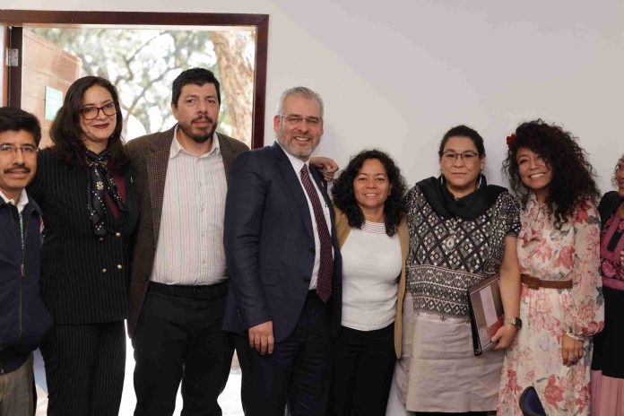 Destaca Bedolla en la UNAM aportación de comunidades indígenas en reforma a la ley federal