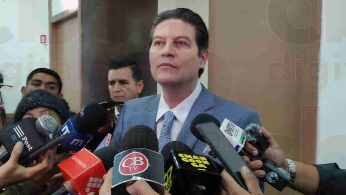 Alfonso Martínez llama 