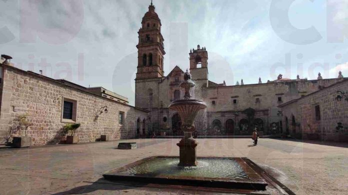Fuente de la Plaza de San Agustín, una belleza que pocos conoces