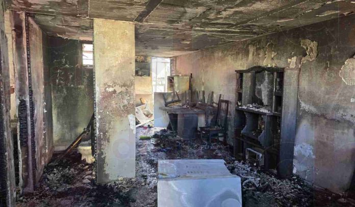 Joven pierde todo en incendio en colonia Lomas de Morelia