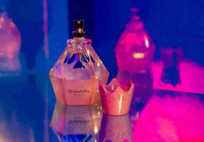 Wendy Guevara lanza nuevo perfume 'Wendura Privée'