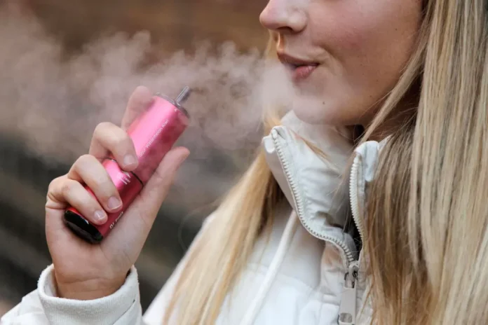 Empresas vapeadoras son demandadas por Nueva York