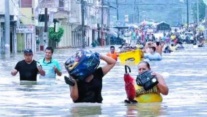 Al menos 19 fallecidos por lluvias en Ecuador