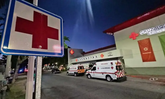 Alumna de secundaria es brutalmente golpeada