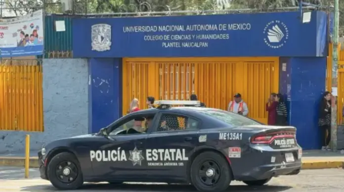 Alumno ataca con arma blanca a profesor durante clase en Naucalpan