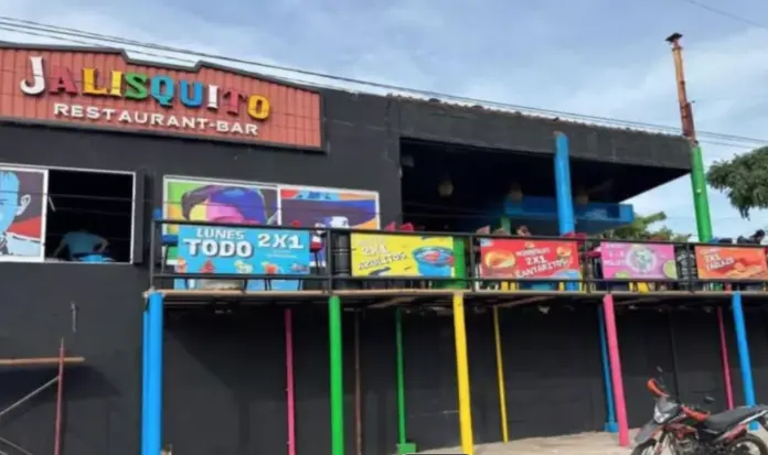 Dueño de bar atropella a sicarios que intentaban extorsionarlo en Veracruz