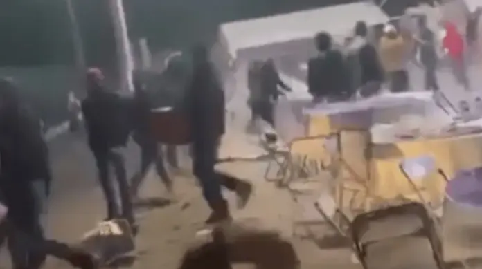 Riña con machetes en fiesta de XV años deja cinco heridos