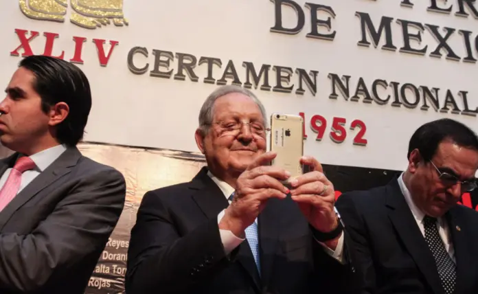 Muere Olegario Vázquez Raña