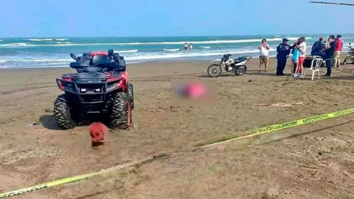 Muere mujer tras caerle una cuatrimoto encima