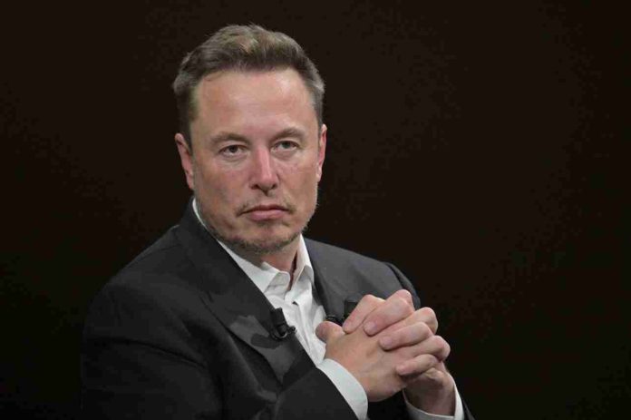Más de 3 mil científicos piden la expulsión de Elon Musk de la Royal