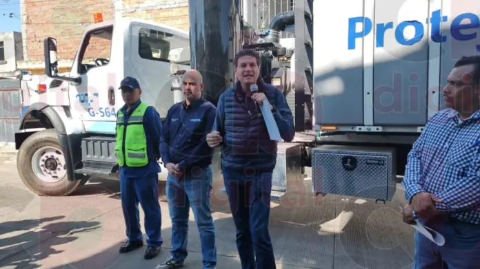 El nuevo vactor, tendrá la finalidad de reforzar el trabajo de limpieza y mantenimiento a la red de alcantarillado, y reducir los riesgos de inundaciones en la capital michoacana