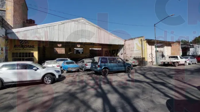 Trabajadores y vecinos lamentan fallecimiento de infantes tras inhalar humo de incendio