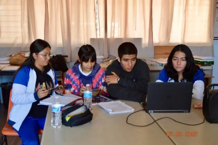 HUANIQUEO IMPULSA CAPACITACIÓN PARA EL SECTOR EDUCATIVO Y EMPRESARIAL