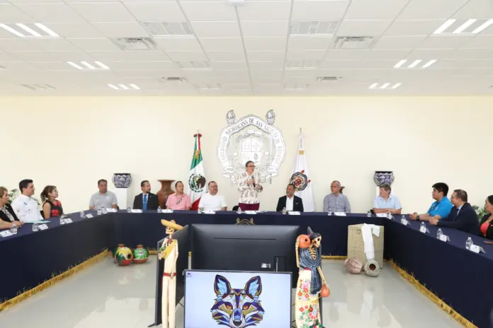 UMSNH, institución de reputación que rebasa fronteras; dona especie de pez mexicano extinto en la naturaleza al Acuario Inbursa