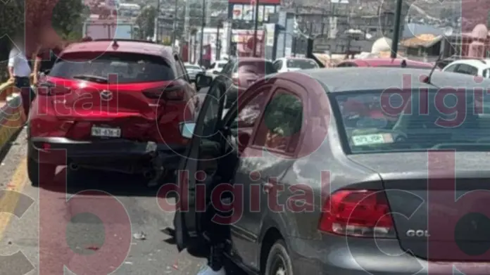 #Video: Tres autos terminan siniestrados en el libramiento de Morelia