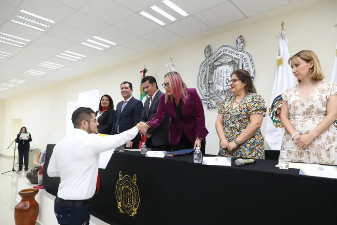 UMSNH cumple en transparencia; Yarabí Ávila entrega reconocimientos a Enlaces de Transparencia nicolaitas