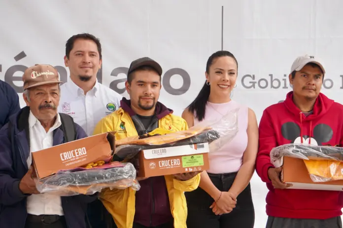 ”Gobierno de Queréndaro Dota de Uniformes a Brigadistas Contra Incendios con Apoyo de COFOM: Diana Caballero