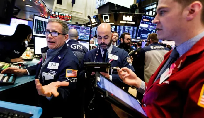 Principales indicadores de Wall Street caen
