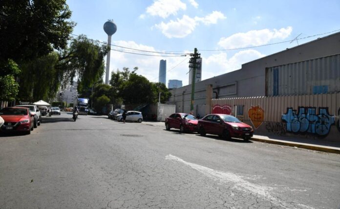 Tras denuncias vecinales logran recuperar la vía pública en la alcaldía Benito Juárez
