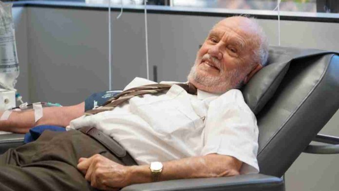 Muere James Harris donador de sangre, quien salvó muchas vidas