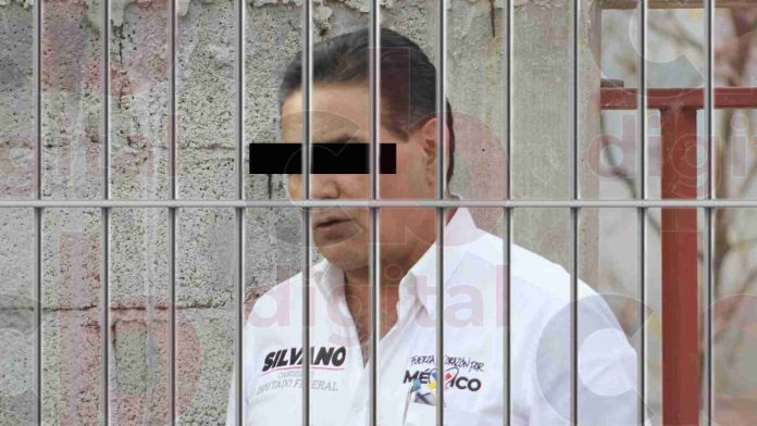 Michoacanos exigen justicia para lograr la detención de Silvano Aureoles