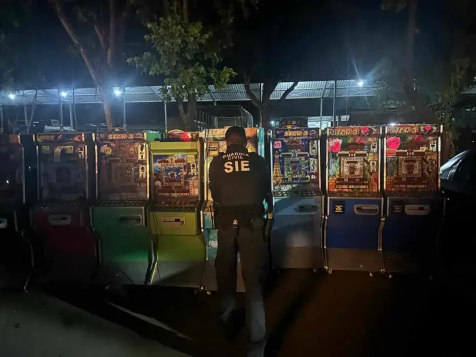 SSP decomisa 214 máquinas tragamonedas en Apatzingán