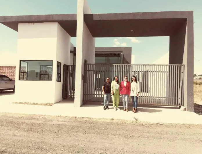 DIPUTADA BELINDA HURTADO MARÍN SE COMPROMETE A GESTIONAR EQUIPAMIENTO PARA LA UNIDAD DE DIÁLISIS Y HEMODIÁLISIS EN ZINAPÉCUARO
