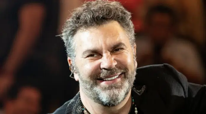 Mijares aclara que no se retira de la música